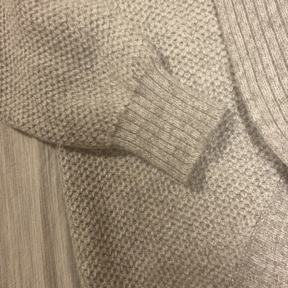 Talula knit cardigan size SM Excellent condition - Picture 4 of 6